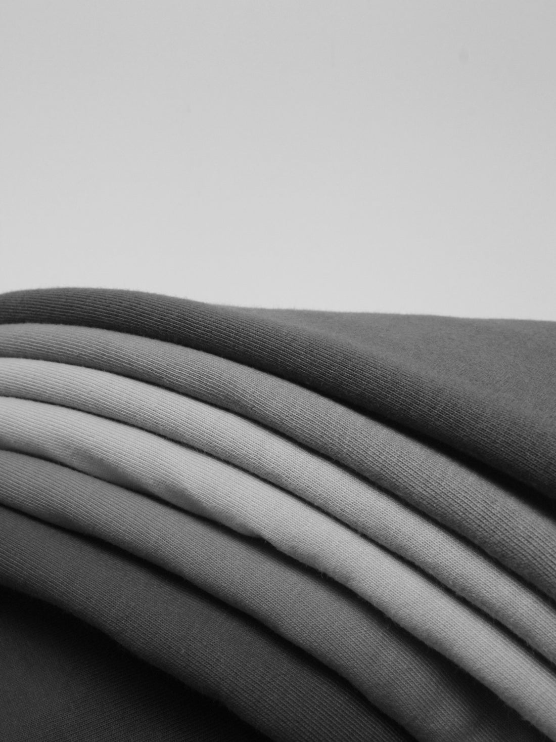 Single Jersey vs Jersey Knit for T-Shirts: Key Differences, GSM Guide, and Which to Choose for Your Brand